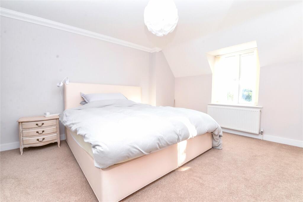 Additional image 24 of Barton Common Road, Barton On Sea, New Milton, Hampshire, BH25