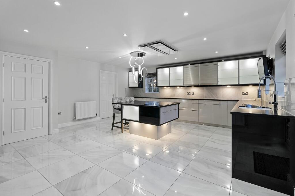 Additional image 14 of Chorley New Road, Bolton, BL1