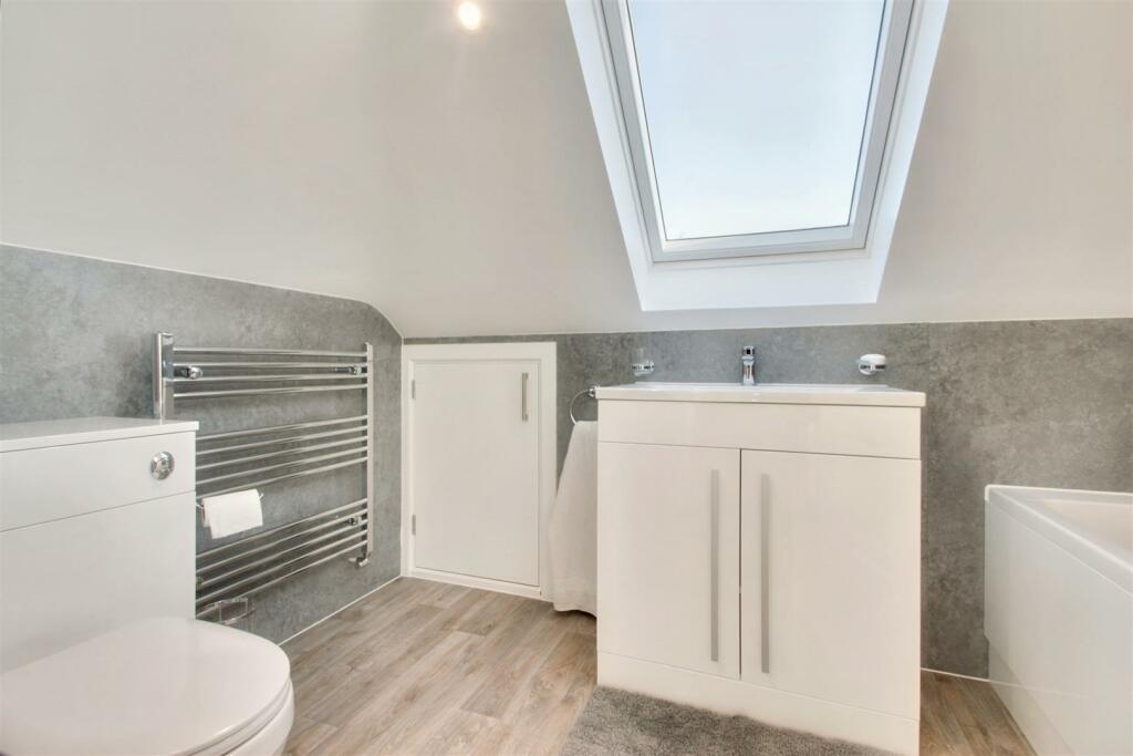 Additional image 11 of Glynde Avenue, Goring-By-Sea, Worthing