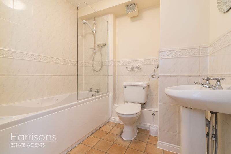 Additional image 9 of Royal Court Drive, Heaton, Bolton, Lancashire. ***AVAILABLE NOW***