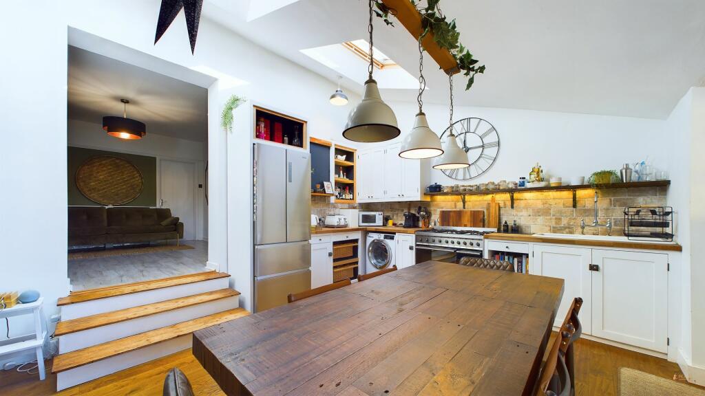 Additional image 4 of Manor Road, Lancing, BN15