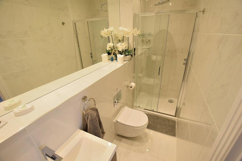 Additional image 7 of 153 Somerford Road, Christchurch, Dorset. BH23 3FN