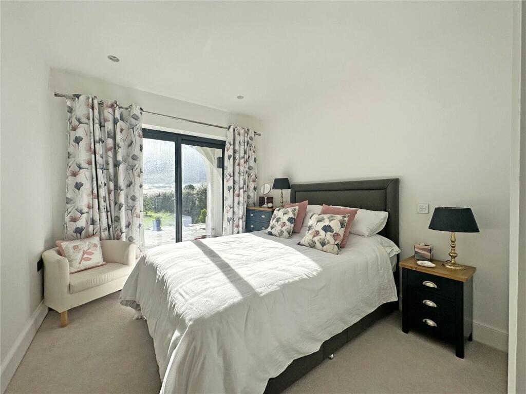Additional image 6 of Barton Common Road, New Milton, Hampshire, BH25