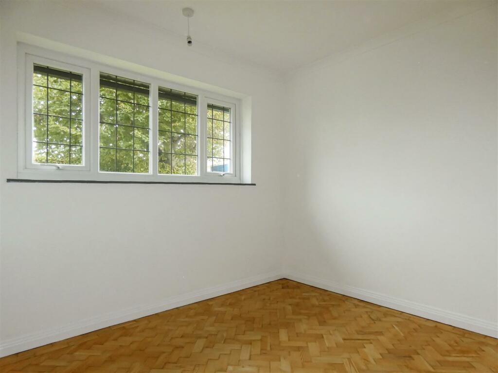 Additional image 8 of Meadway, Sea Estate, Rustington