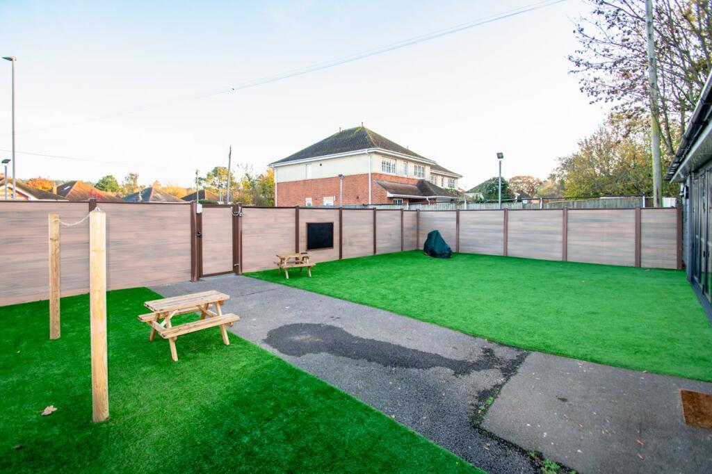 Additional image 8 of 120A-C Wimborne Road West, Wimborne, BH21 2DT