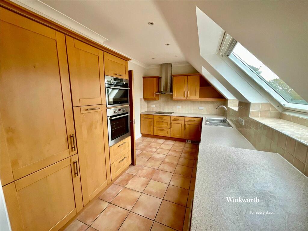 Additional image 9 of Friars Gate, Cliff Drive, Christchurch, Dorset, BH23