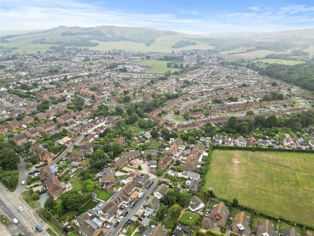 Additional image 33 of Willow Drive, Polegate