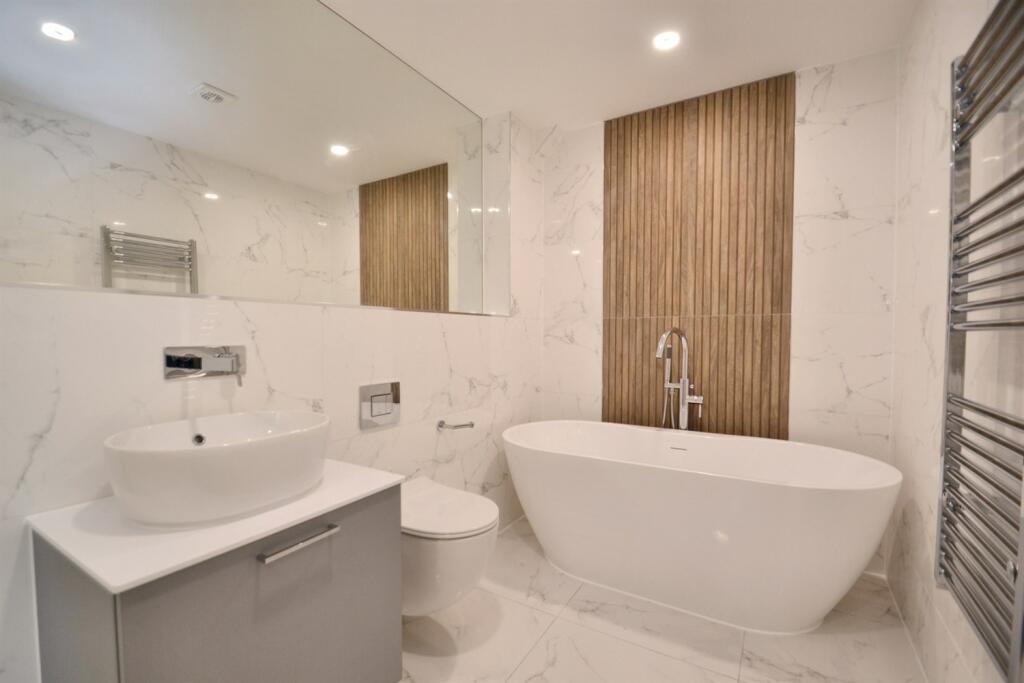 Additional image 10 of Broadstone