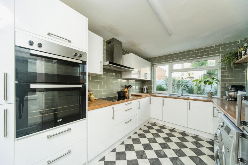 Additional image 2 of Latimer Road, Eastbourne, East Sussex, BN22