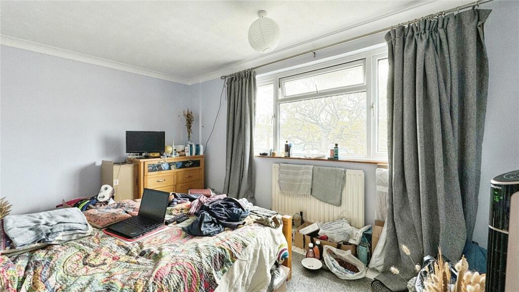 Additional image 10 of Hardy Close, New Milton, Hampshire, BH25