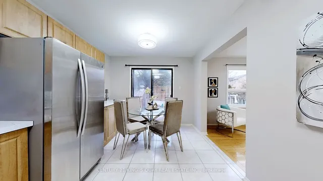 Additional image 14 of 77 Roxanne Cres