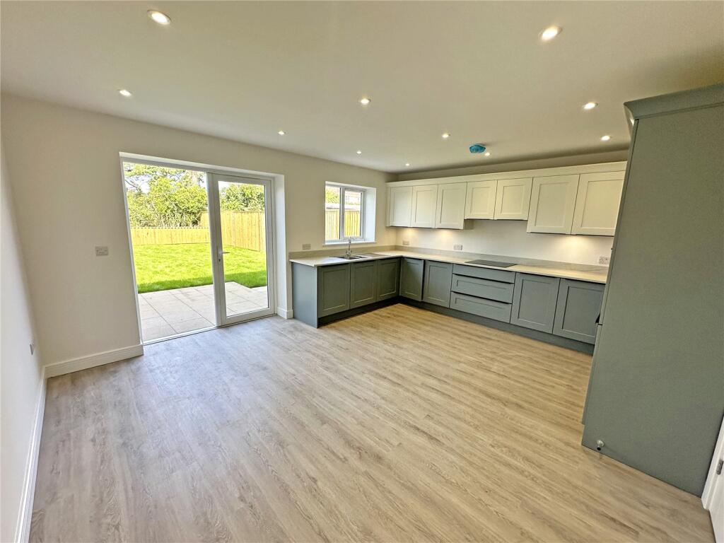 Additional image 6 of Andrew Lane, Ashley, New Milton, Hampshire, BH25