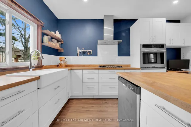 Additional image 20 of 33 Mayflower Ave