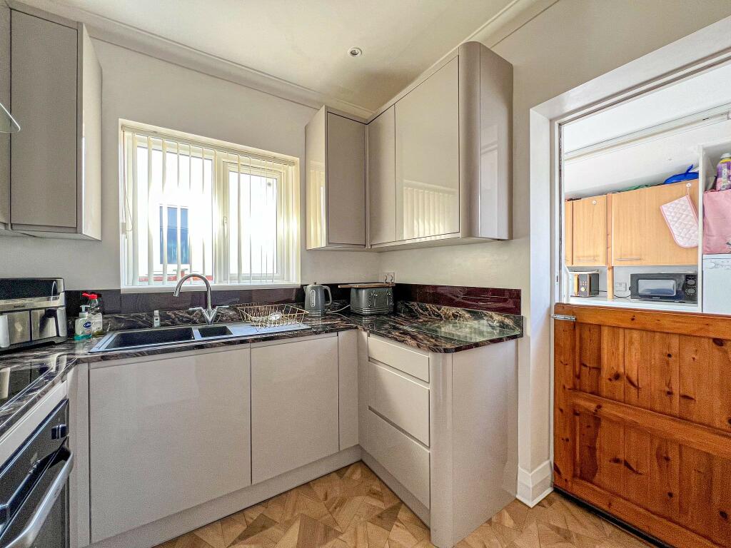 Additional image 4 of Shaftesbury Avenue, Goring-By-Sea, Worthing