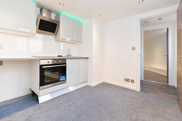 Additional image 9 of Modern Flat, Winton