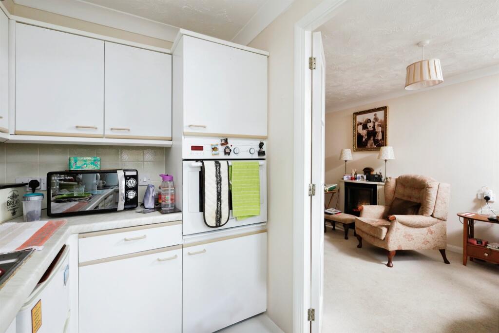 Additional image 5 of Bellbanks Road, Hailsham