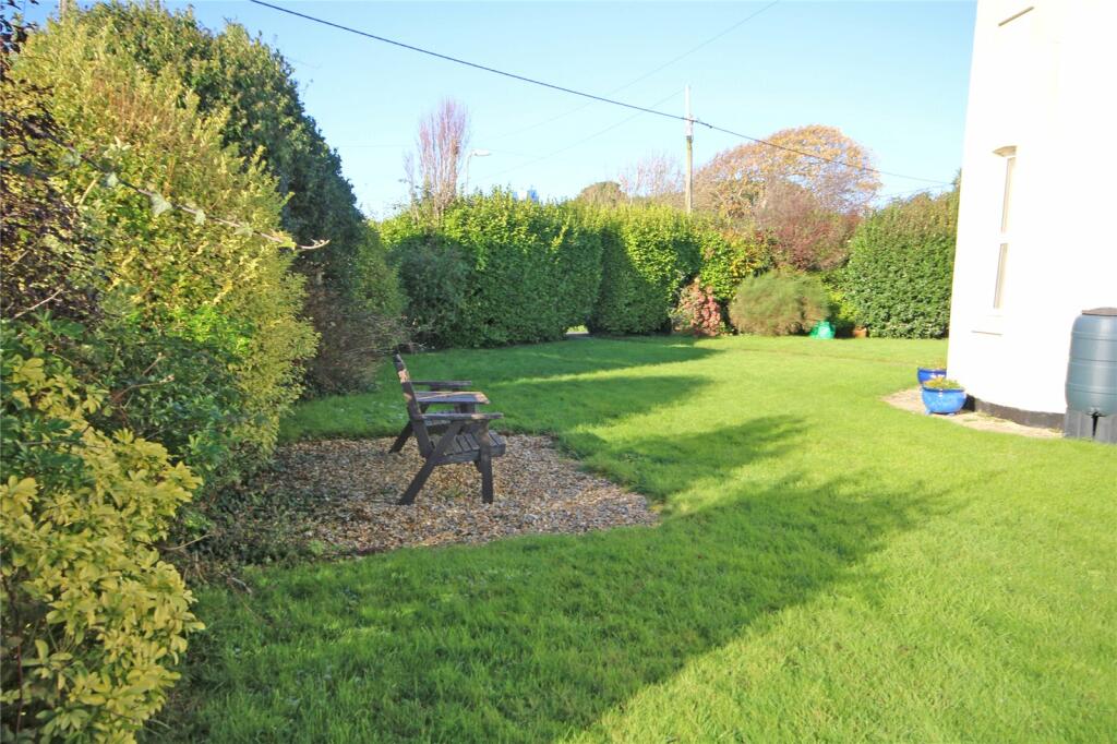 Additional image 12 of Western Avenue, Barton on Sea, New Milton, Hampshire, BH25