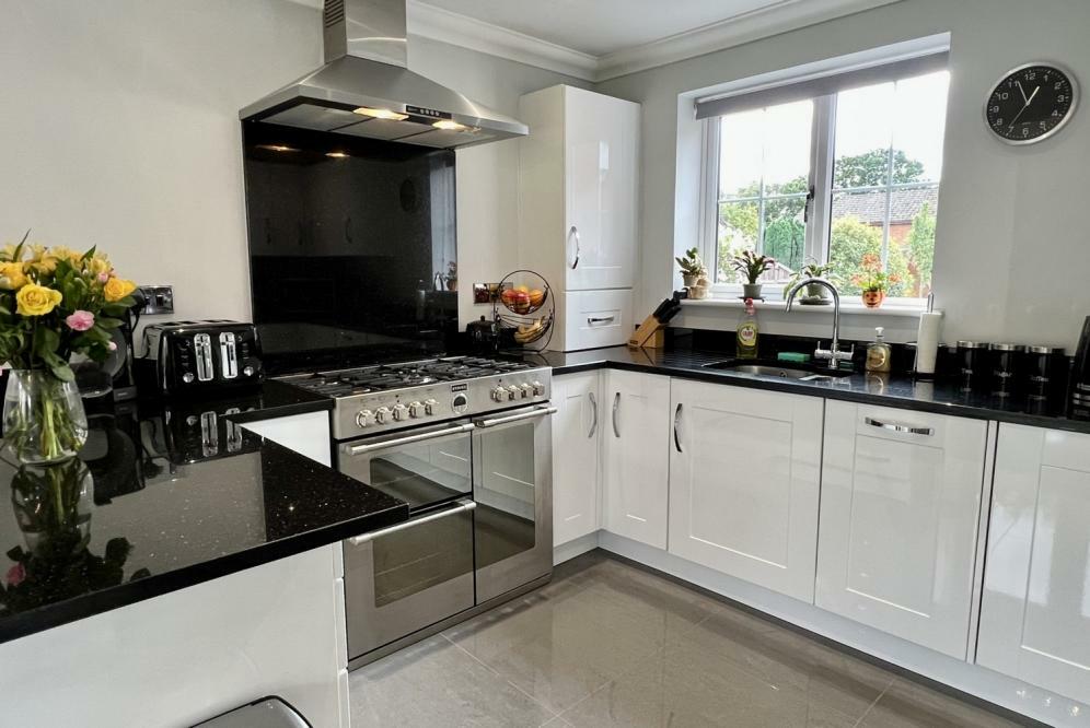 Additional image 8 of Haywards Farm Close, Verwood, BH31 6XW