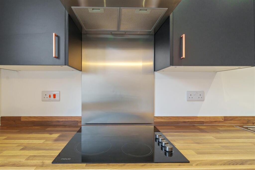 Additional image 10 of Bingley Road, Bradford