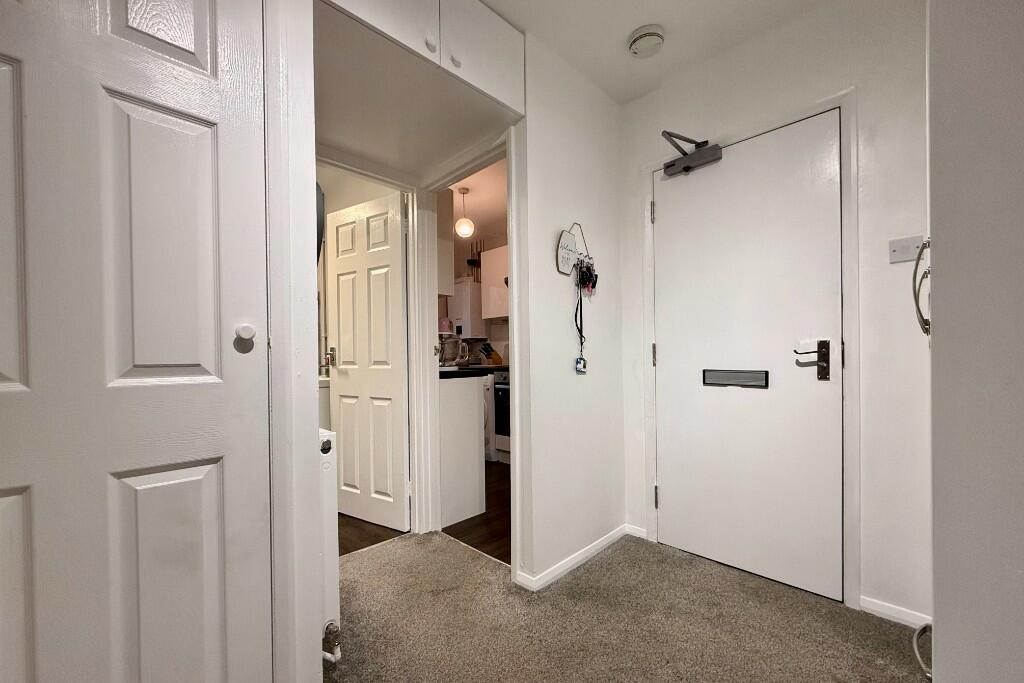 Additional image 7 of Walnut Walk, Polegate, East Sussex, BN26