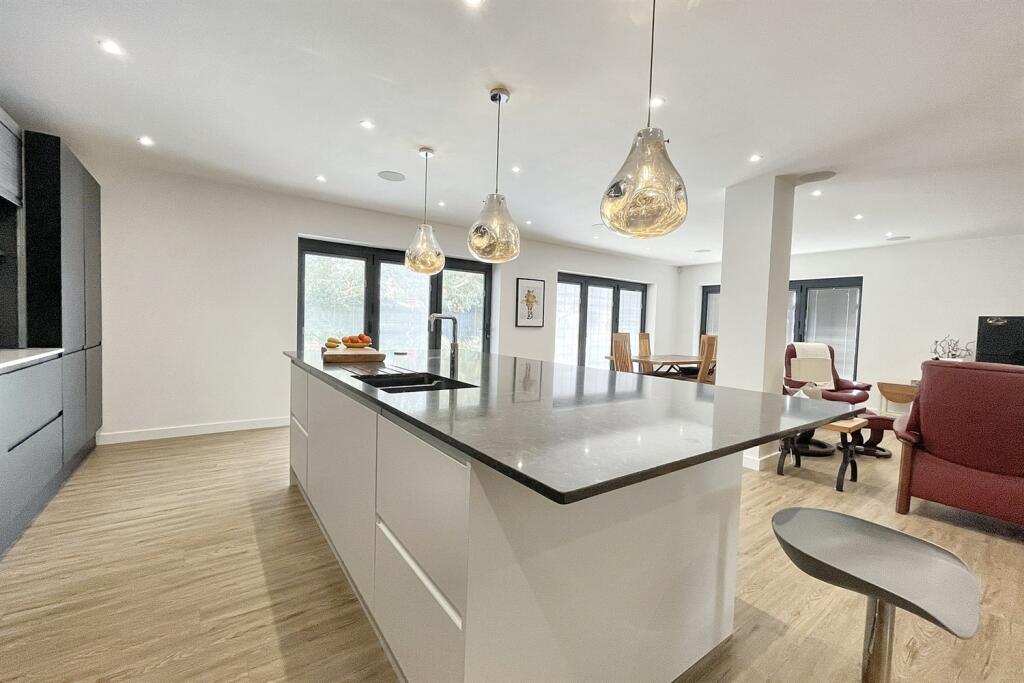 Additional image 6 of Boscombe Manor