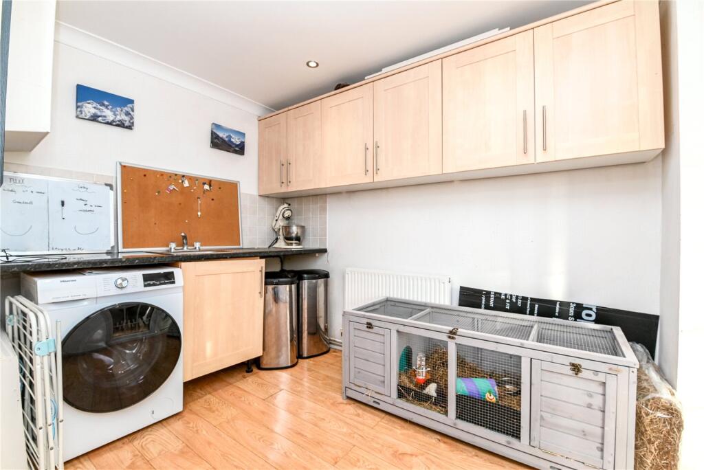 Additional image 9 of Deerleap Way, New Milton, Hampshire, BH25