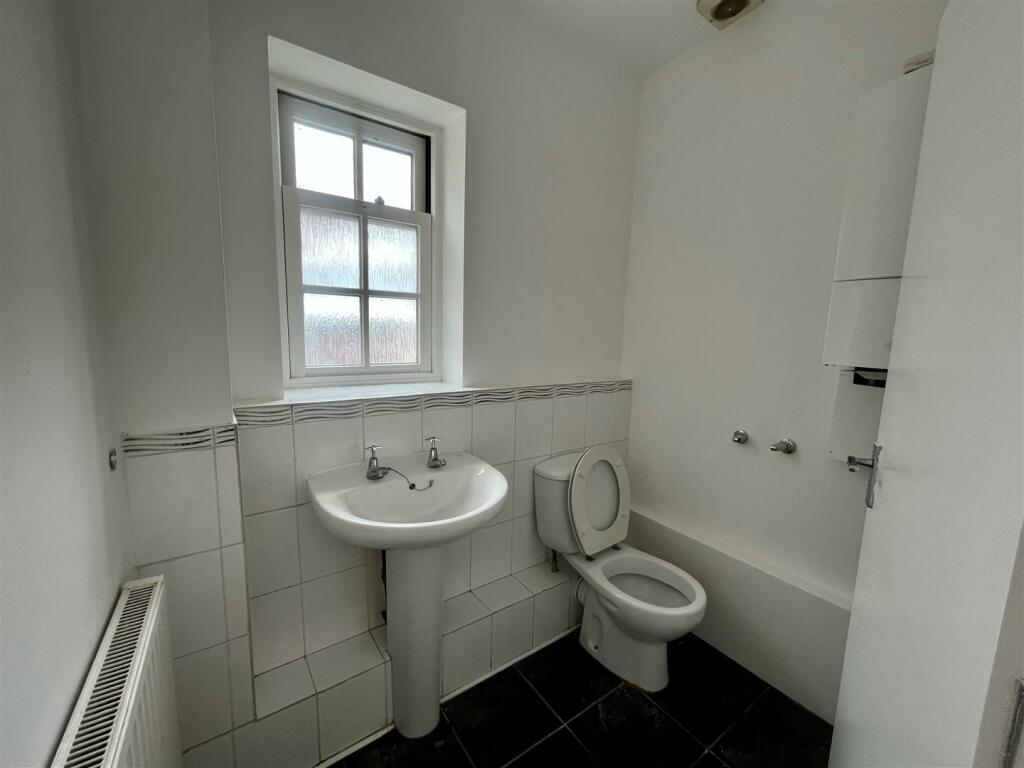 Additional image 8 of High Street, Wimborne