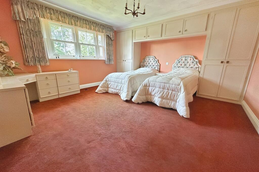 Additional image 17 of Ferndown