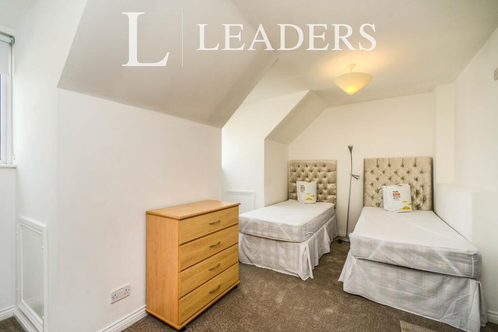 Additional image 7 of Merton Court