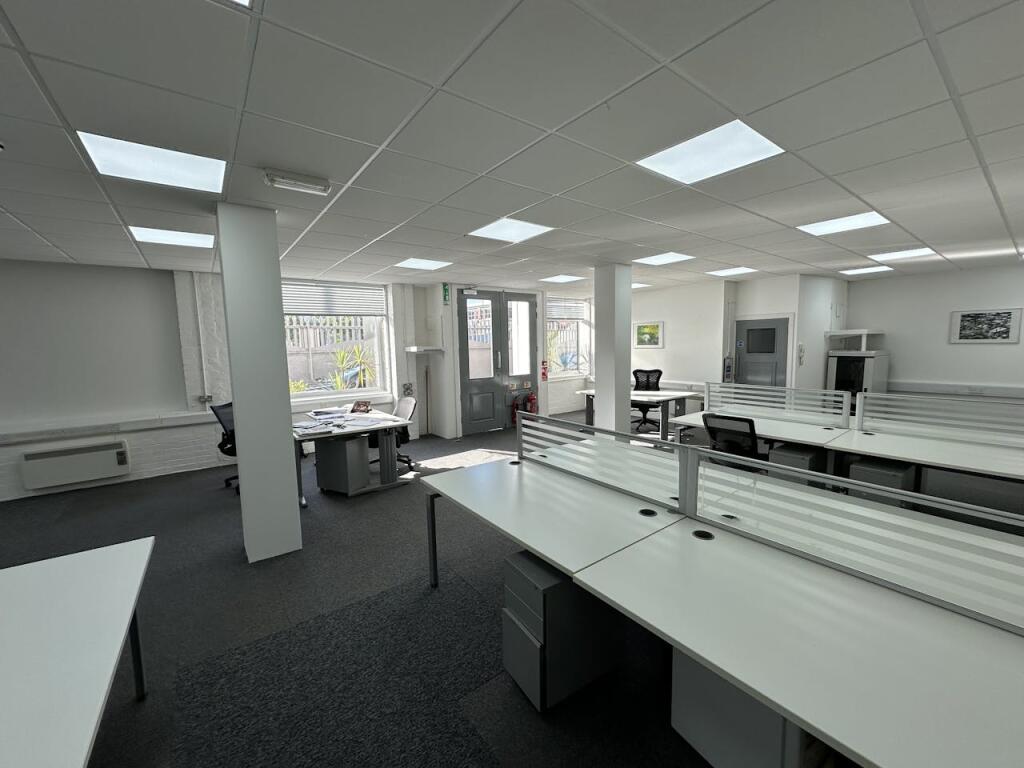 Additional image 10 of Unit A, 142 Old Shoreham Road, Hove, BN3 7BD