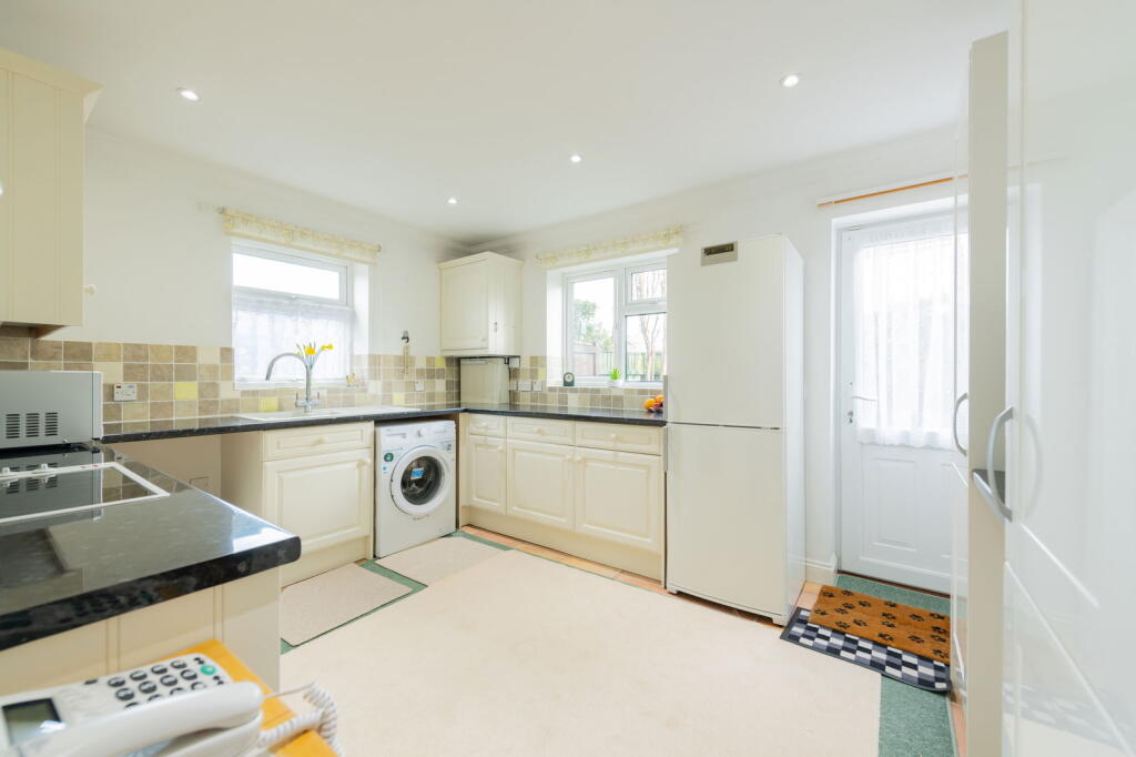 Additional image 4 of Priory Cottage, Christchurch Road, Barton- On- Sea, New Milton, BH25