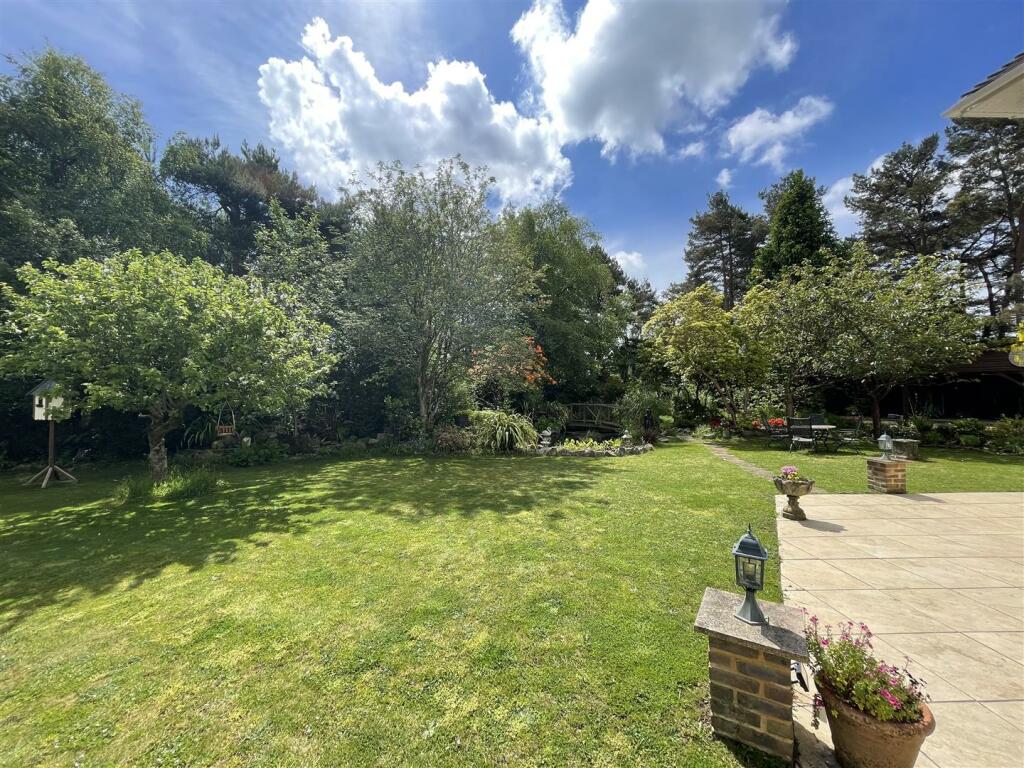 Additional image 45 of Lone Pine Drive, West Parley