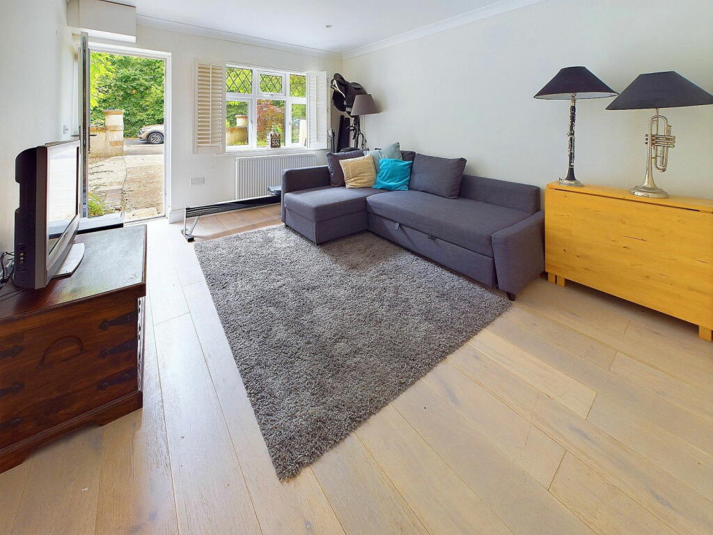 Additional image 23 of Buckingham Road, Shoreham by sea