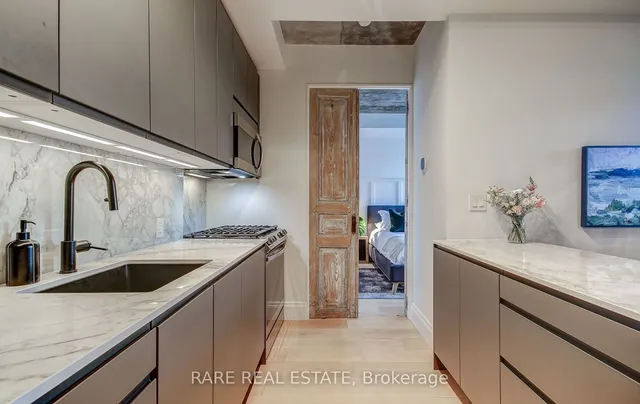 Additional image 19 of 1 Shaw St Unit 829