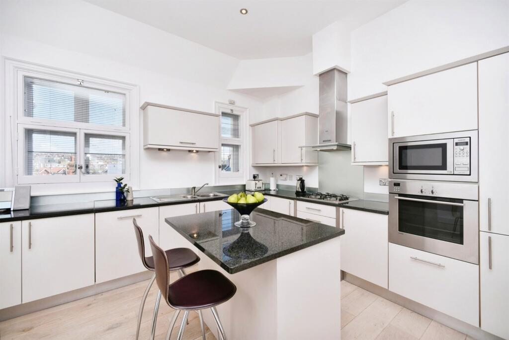 Additional image 19 of De Courcel Road, Brighton