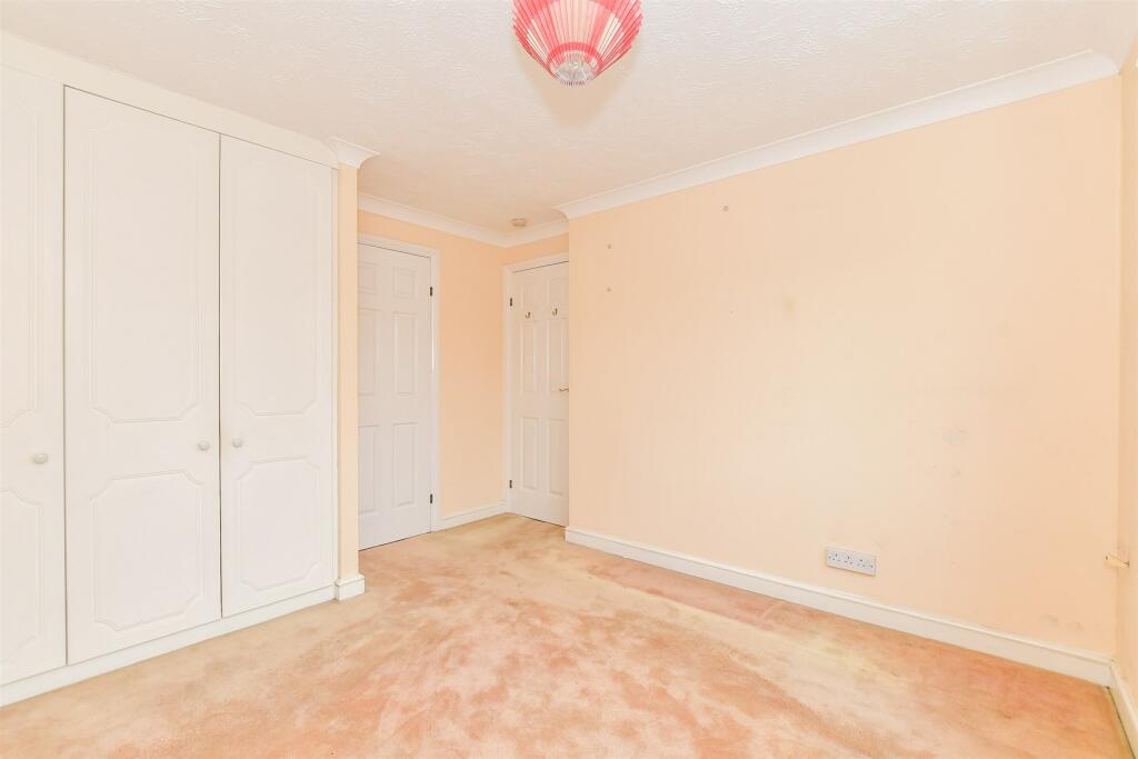 Additional image 8 of The Faroes, Littlehampton, West Sussex