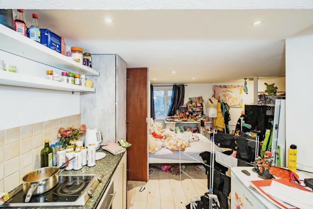 Additional image 4 of Pavilion Road, Worthing, BN14