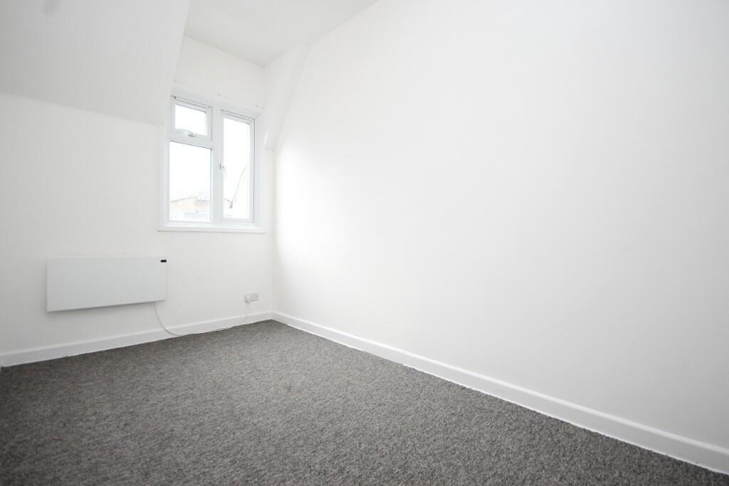 Additional image 3 of Pine Tree Glen, Bournemouth, Dorset, BH4