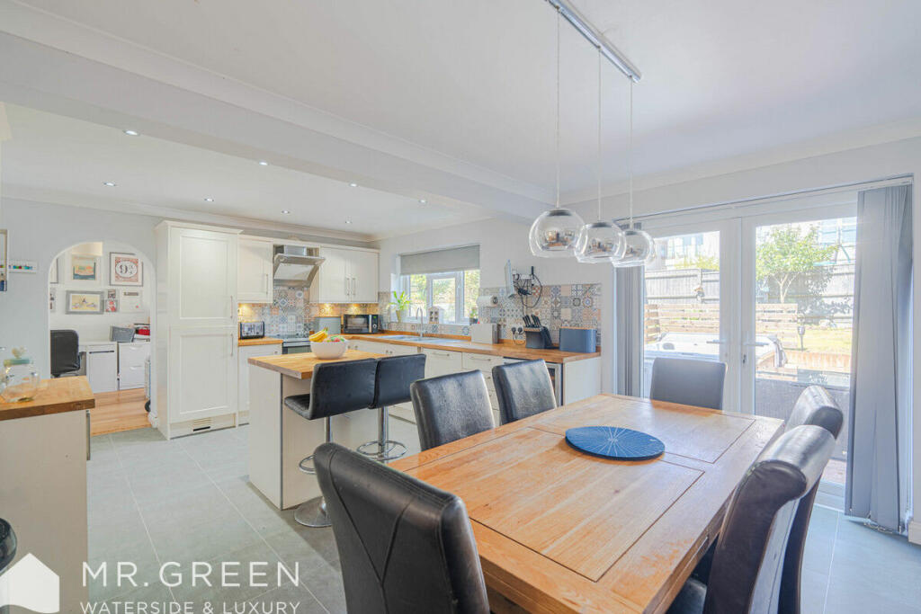 Additional image 16 of Warren Edge Close, Hengistbury Head, Southbourne, Bournemouth, BH6 4AY