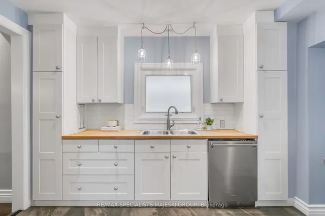 Additional image 12 of 34 Cavell Ave