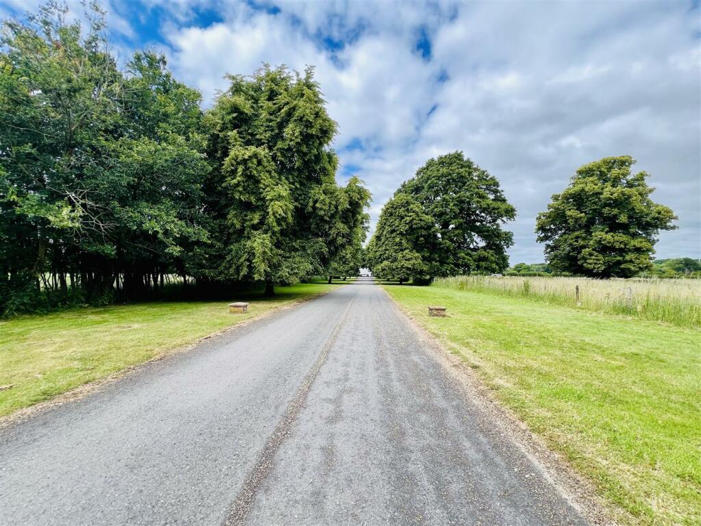 Additional image 13 of Henbury House Gardens, Sturminster Marshall, Wimborne