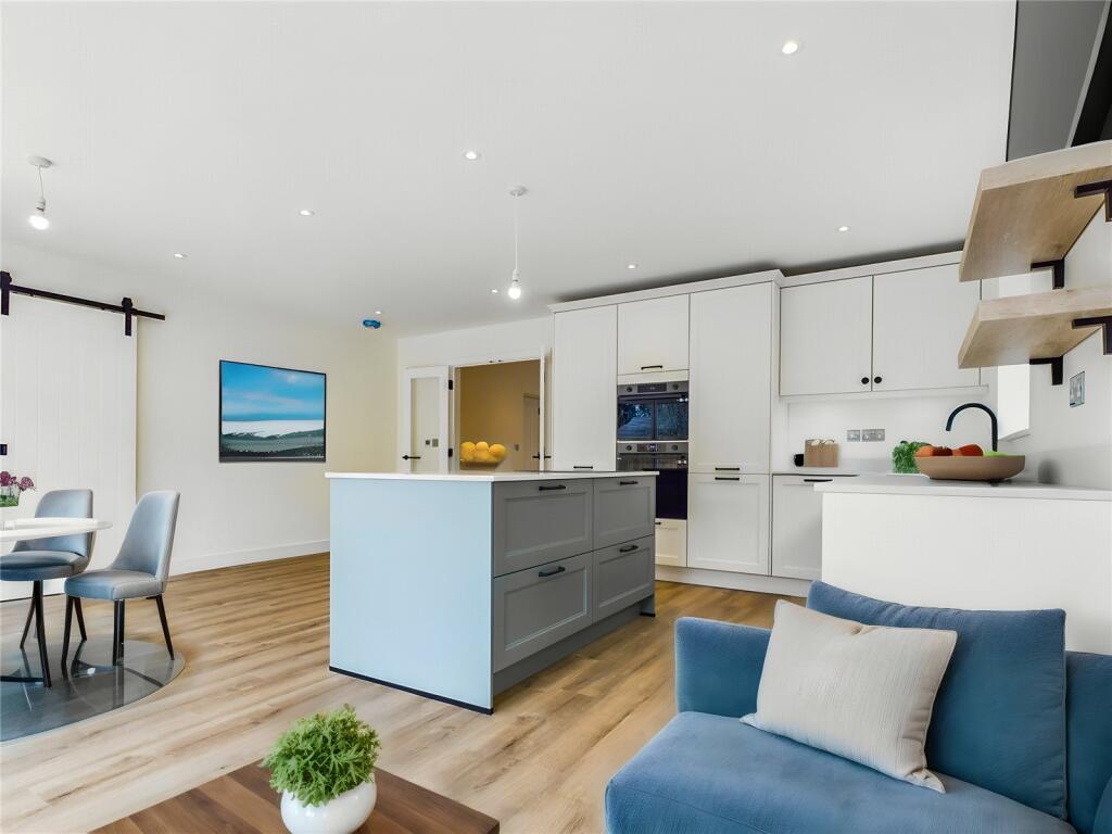 Additional image 4 of Forest Close, Highcliffe, Christchurch, BH23