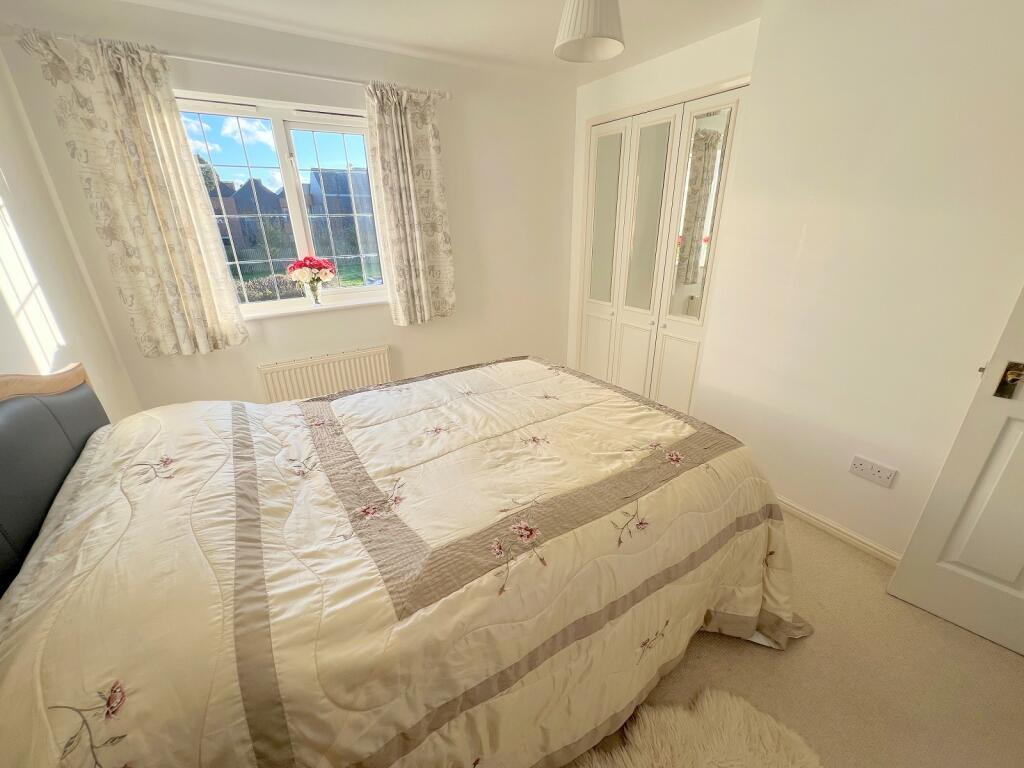 Additional image 5 of Forest Oak Drive, New Milton, Hampshire. BH25 5NT