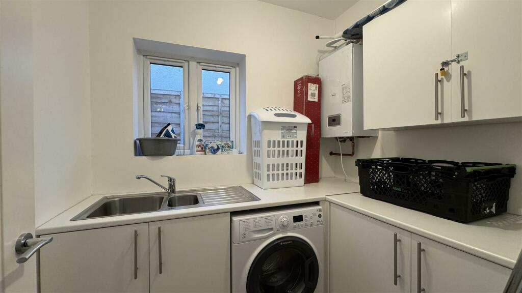 Additional image 10 of Sherwood Avenue, Whitecliff