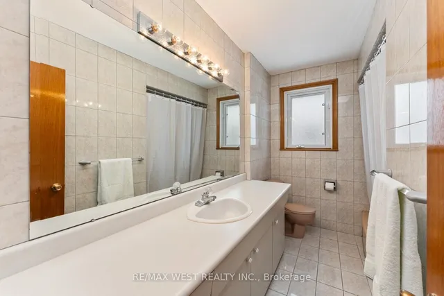 Additional image 22 of 56 Summitcrest Dr