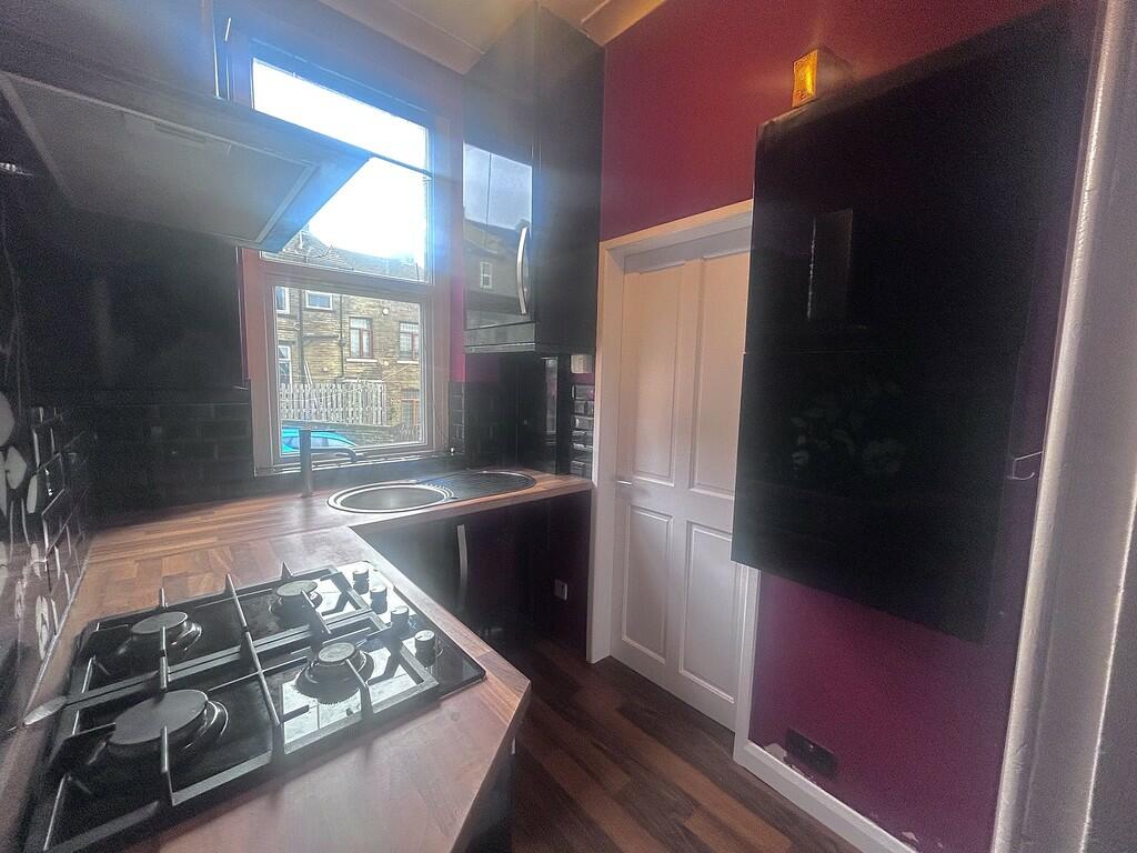 Additional image 3 of High Street, Thornton