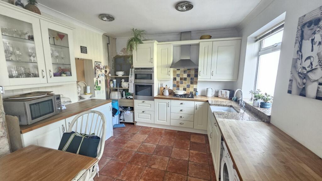 Additional image 7 of Ashdown Avenue, Saltdean, BN2