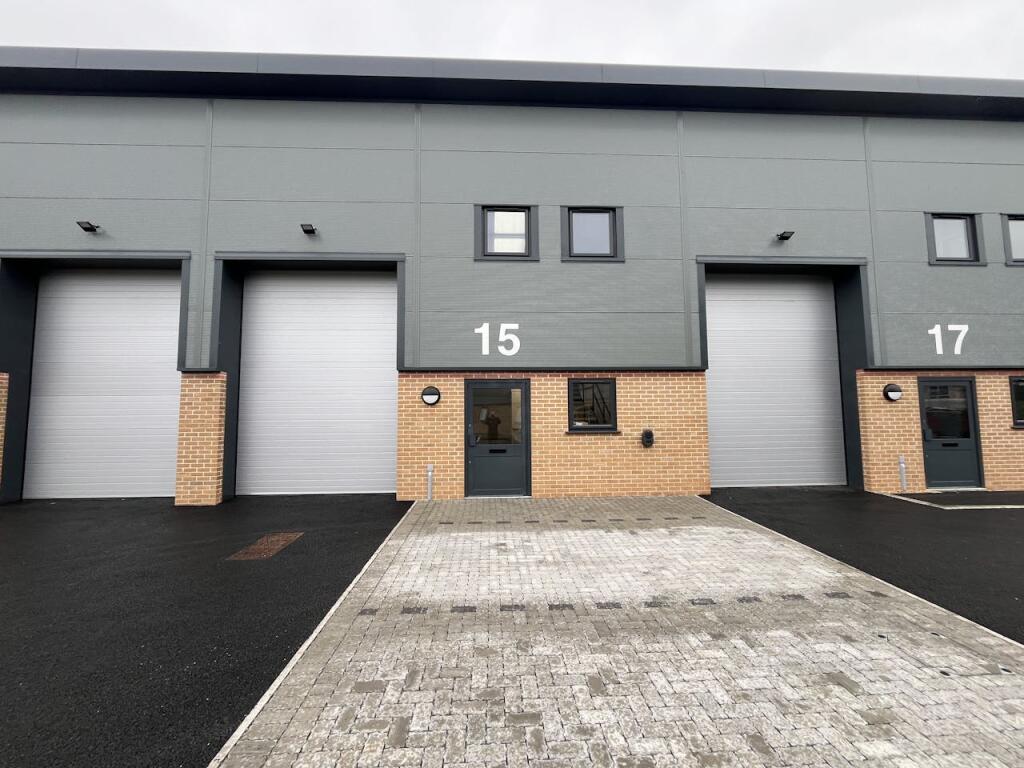 Additional image 5 of Unit 15 Parvaneh Park, Embankment Way, Ringwood, BH24 1WL