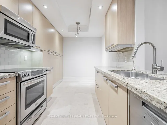 Additional image 19 of 662 Sheppard Ave Unit 704C