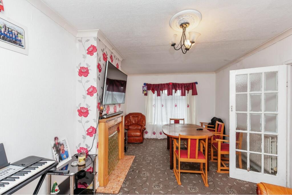 Additional image 8 of Broadstone Way, Bradford, BD4